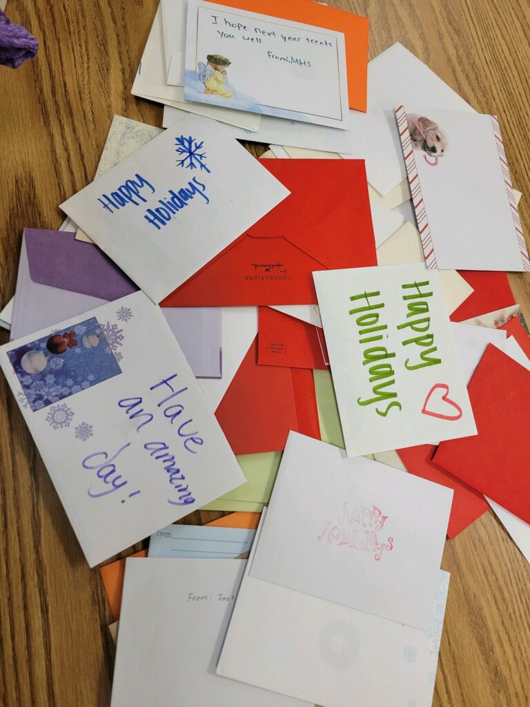 c_e_haakenson's tweet photo. Spreading a little love to our local nursing home residents during the holiday season! #itswhatwedo #lunchtimeactivities #spreadingmayo 💚 💛 @BrendaShamblin4 https://t.co/pxuG1yrcpF