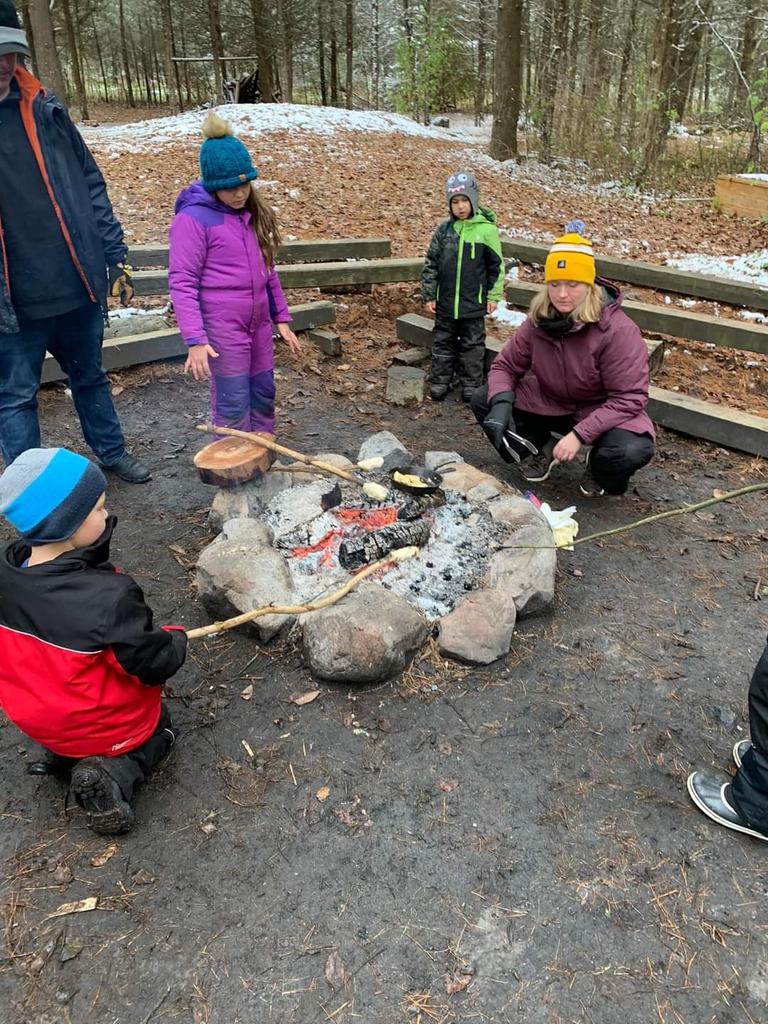 HPE_Adventure's tweet photo. Junior students led a lesson on bannock making and it’s connections to #Indigenous communities before making some bannock of our own on the fire!!
#outdoorlearning #multigradelearning #LeadershipDevelopment #makingconnections @takemeoutside
@HPEschools @frink_hpedsb https://t.co/cIwIBqXOcL