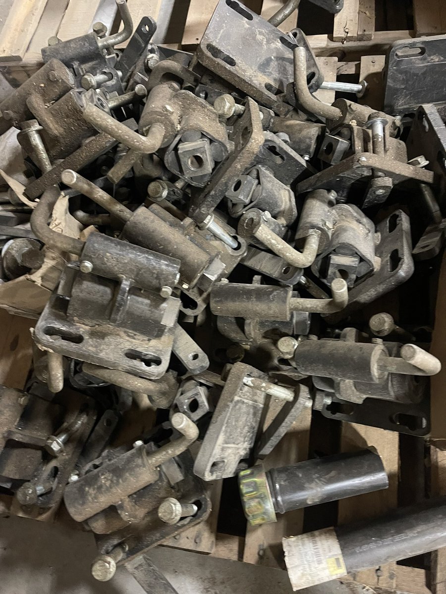 Selling two sets of Yetter Devastators that have less than 500 acres on each set, came off our 16row John Deere heads, new style rubber torsioned mounts, retweets appreciated!