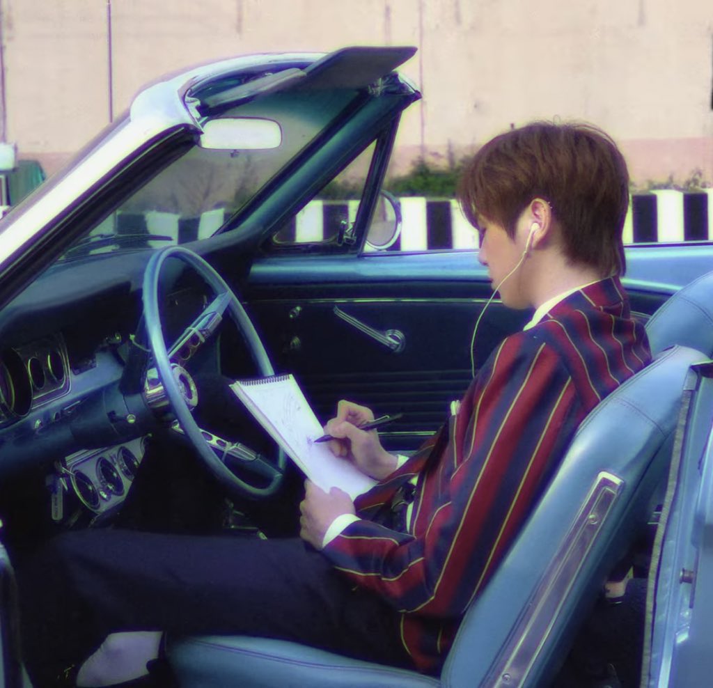 uluck7's tweet image. 이거맹복쭝아뼈야아니야 얼릉말해 흰양말어따왜벳겻서말해얼릉사일이삼셀때까지말해 에잇케이화질로줘내가직접알아낼거야 왜애보고올드카탈때는양말벗는거라고 누가그로케애기를속여먹엇서왜왜 하앙양말잇는거면,,,,,,, 어케 절케,,,, 선명하게,,, 복쭝아임을,,,, 증명,, 하고 잇서,,,,