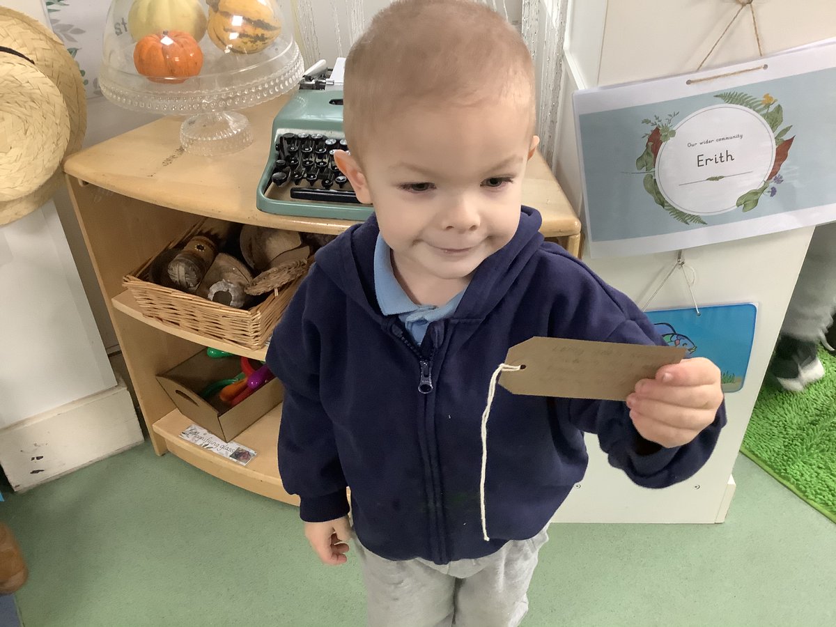 Peareswood_EYFS's tweet photo. There was lots of positivity in Nursery yesterday! #pauldixtweets #peareswood #PositiveNoticingDay https://t.co/AzafQrDcoD