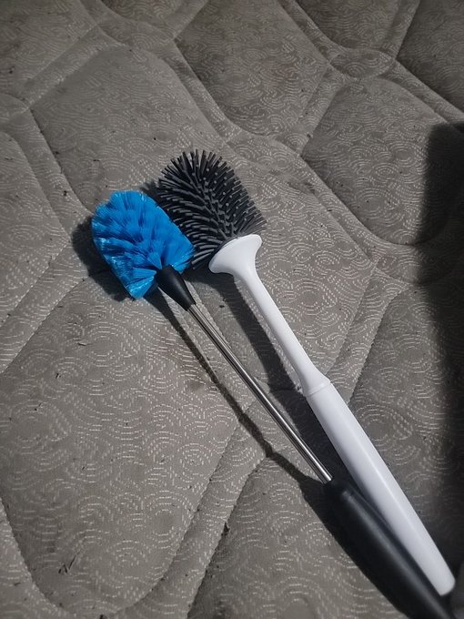 Some new toys;) #bdsm #fetish https://t.co/XVfnF7FayZ<a href="/tag/bdsm"class="tags">#bdsm</a><a href="/tag/fetish"class="tags">#fetish</a>