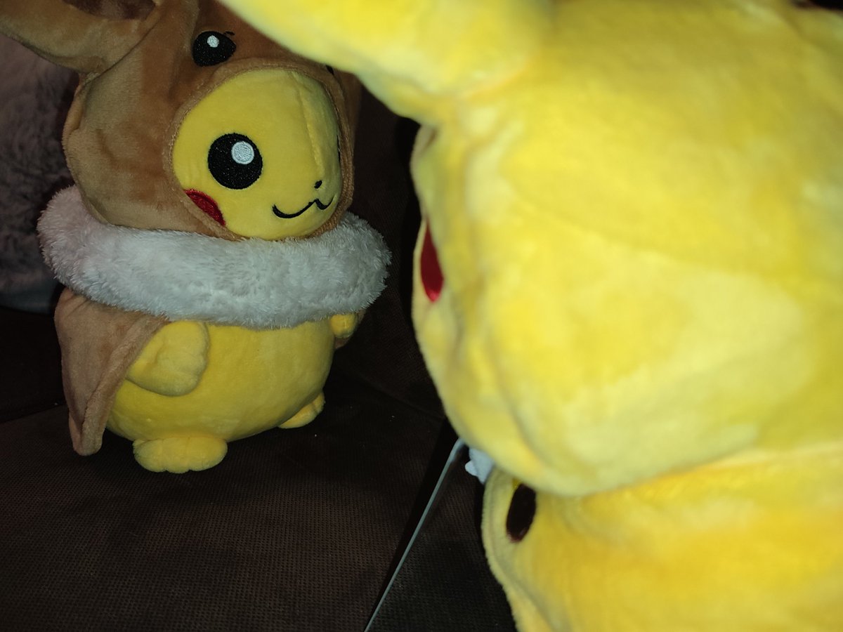 LetsGoPokecast's tweet photo. -Oh nein... Ich glaube, wir haben vergessen sie hochzuladen🫣

-Waaaaas?😱 Dann holen wir das dieses Wochenende aber ganz schnell nach!💪 Macht euch also auf die 2. Folge des Let's Go Pokécast bereit 😎

(6/6) https://t.co/LqgBFmeIk4