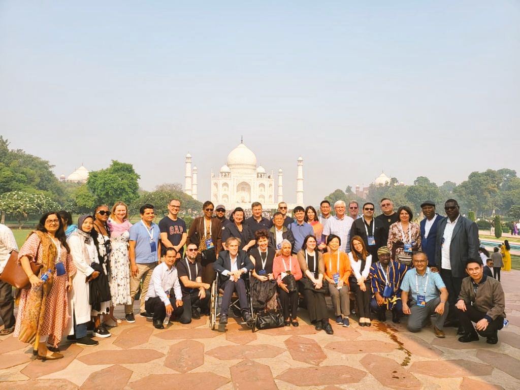 The delegates of the 48th Annual Meeting of the International Forum on Diplomatic Training visited the Taj Mahal today. The #IFDT Meeting hosted by SSIFS from 14-18 Nov 22 coincides with our #AzadiKaAmritMahotsav celebrations.
 <a href="/IndianDiplomacy/">Indian Diplomacy</a> 
<a href="/TajMahal/">Taj Mahal</a> 
<a href="/uptourismgov/">UP Tourism</a>