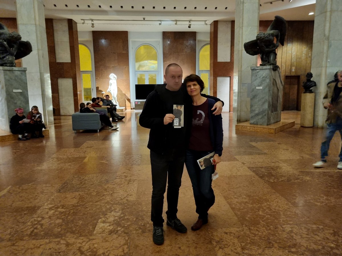 jadearte's tweet photo. #textura @alterNati @aNemzetiGaleria #art #theater in #museum #artmuseum  #contemporary #Literature #nemzetigaleria #gyalogprim https://t.co/cmOfLHavaa