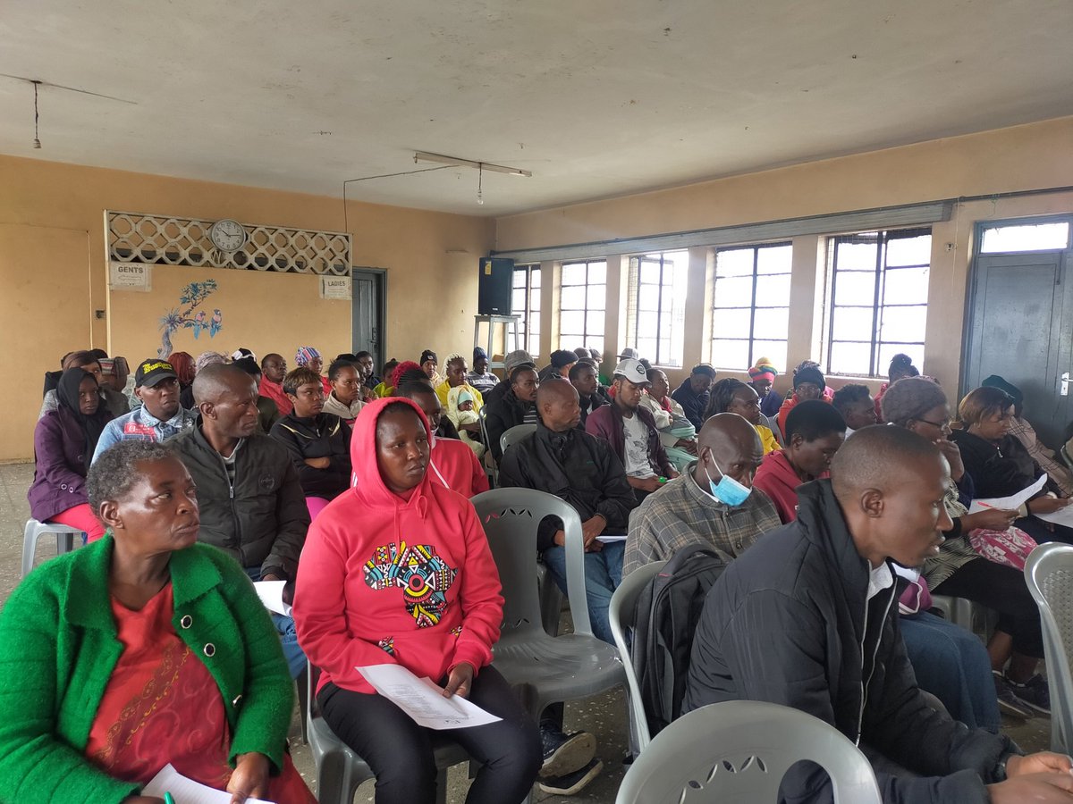 TISAKenya's tweet photo. Engaging  informal groups including women, youth, students and informal traders in Mathare to sensitize them on the status of public debt in Kenya and the role they can play in holding the government to account on the use of public resources.#OkoaUchumi https://t.co/I6zGwAR2zU