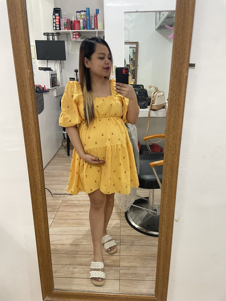 MelchTalabis28's tweet photo. Last Sunday 111322
34weeks and 2days 🤰🏼😇💛 #SoonToBeMom #TeamDecember #MyRainbowBabyGirl https://t.co/lQ6IbnbmI6