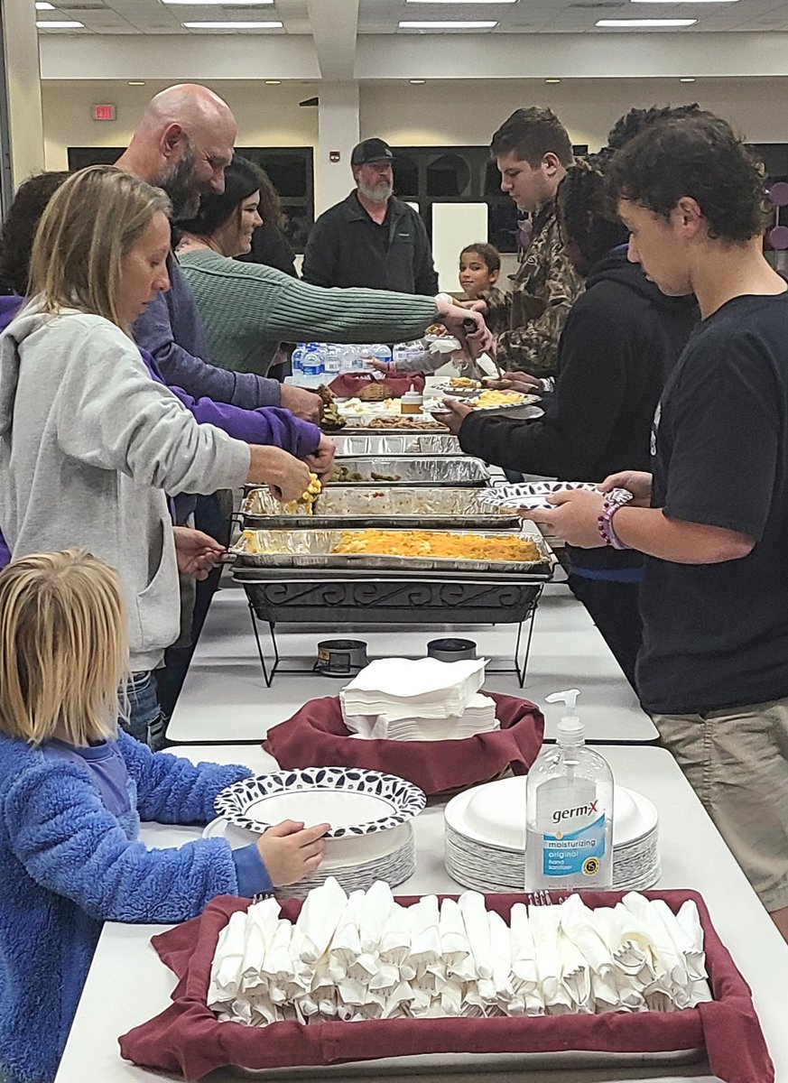 Chris Fulmer (@ulttailgater) on Twitter photo Thanks <a href="/SaludaFootball/">Saluda Football</a> for having _ us feed the team tonight! Always great seeing all the players & coaches. Best of luck Friday night in the playoffs!
#FridayNightLights # Thanks <a href="/SaludaFootball/">Saluda Football</a> for having _ us feed the team tonight! Always great seeing all the players & coaches. Best of luck Friday night in the playoffs!
#FridayNightLights #