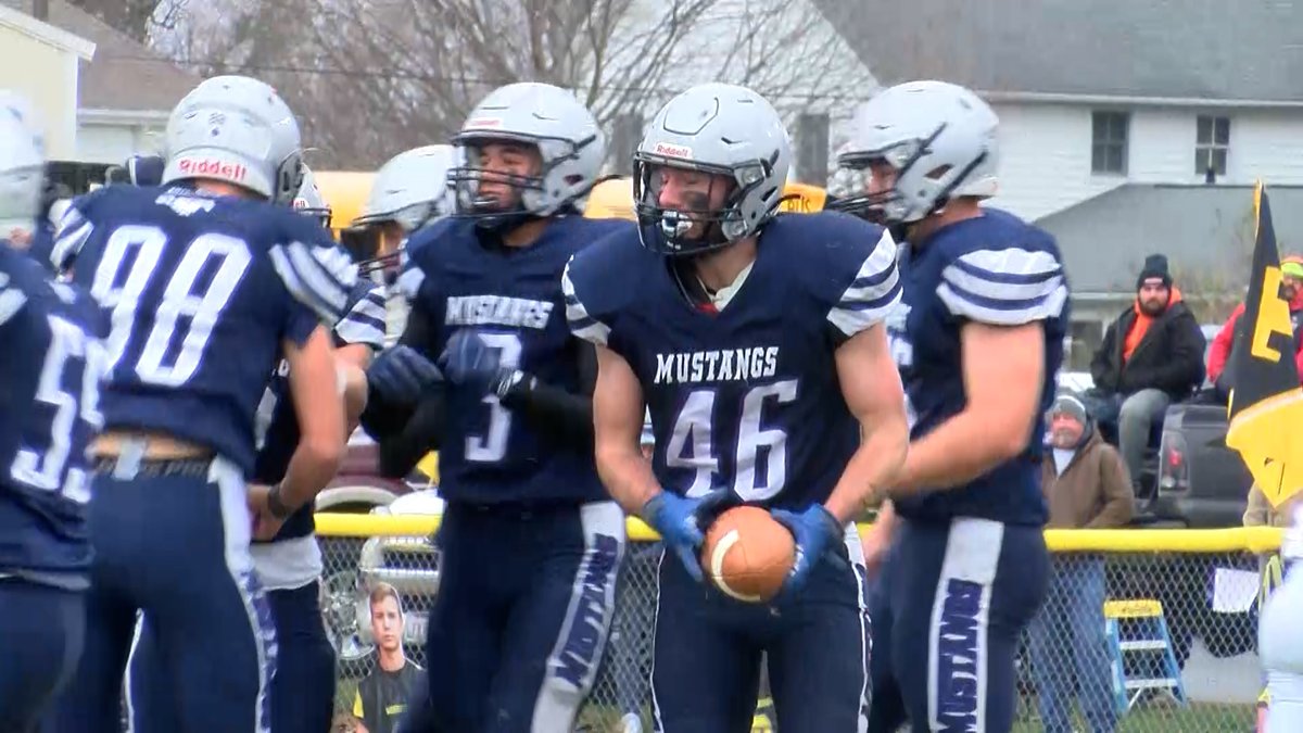 KurtPegler's tweet photo. Ridgeview-Lexington and Tri-Valley hoping last year's state semifinal losses help them win in the Final Four this weekend

Story: https://t.co/GbB15wLdIC https://t.co/KJEcwmi9y0