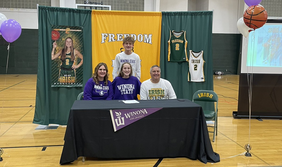 Sadie Jarmolowicz signed her NLI to pursue her secondary education and play basketball at Winona State tonight. We couldn’t be more proud of all she has accomplished thus far and look forward to following her next year as a Winona State warrior!☘️🏀💚💜
