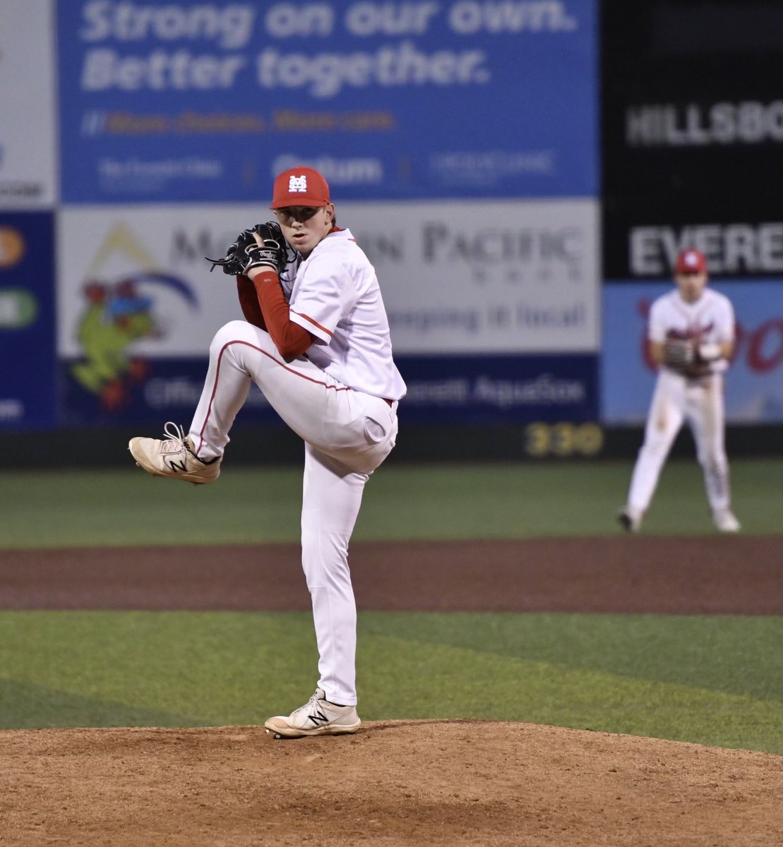 We would like to officially welcome Owen Theis (@Owen44730674) to the Centralia College Baseball Family!

Owen is a RHP at Mount Si High School. He has an established 4 pitch mix and we’re excited to see him develop into a high velo guy with us next season!

#BlazeANewTrail
