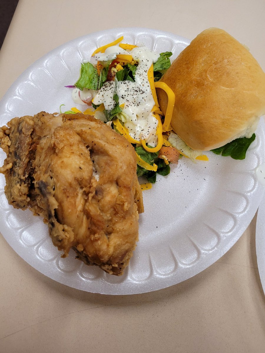 Hub_Sped4's tweet photo. Giving a HUGE THANK YOU to @texasroadhouse and our HUB administrators for our delicious lunch today! #HUBfamily #AmericanEducationWeek #monroecountyschools https://t.co/4rv4Lp5FzJ