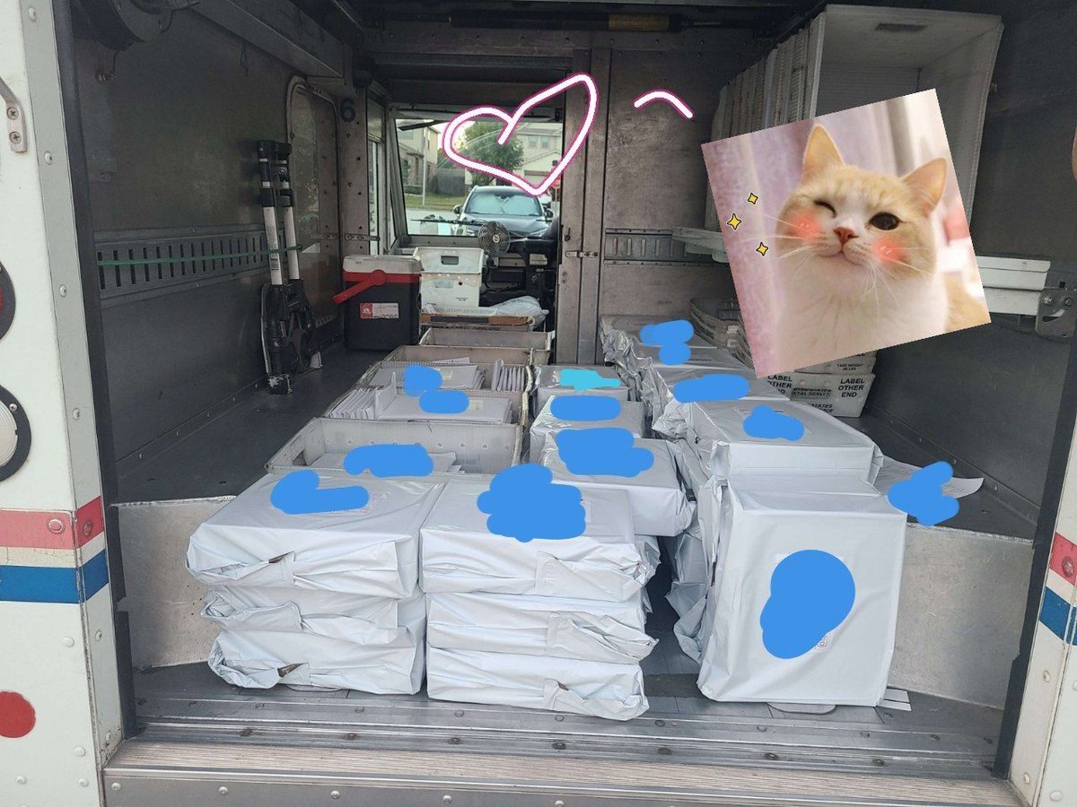 Updates!

Sending off a few more batches today 🤗✌️✨ will be packing more and shipping more soon! Please allow a few days for tracking number to be updated. Thank you 😊