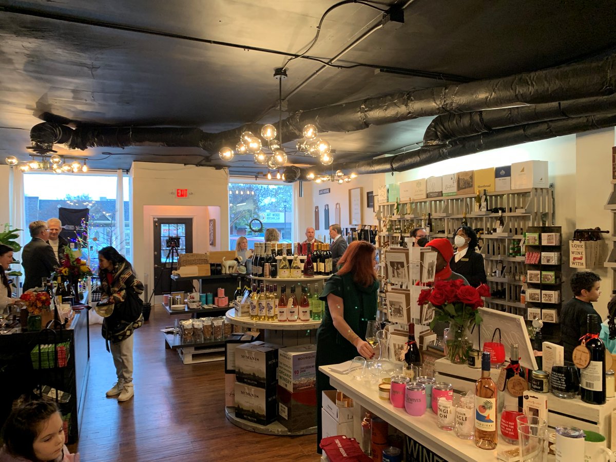 OurTownDeKalb's tweet photo. Welcome #Tucker's newest #MainStreet business - #WineandWhimseys!  Owner Bridget Brady cut the ribbon last night with Mayor Frank Auman and welcomed the community as she opened for business! https://t.co/xWfM1q2He0