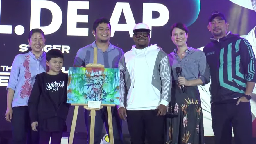 phweb3festival's tweet photo. As part of the social initiative of the Web3 Community, PHWeb3Fest will be donating Php1,000,000 to the https://t.co/ZYO1kh5afK! 🤝 🎁
Also, pictured here is @SeviLovesArt, who will collab with @apldeap for their Pinoy themed NFT Project 🎨
#PHWeb3Fest
#Web3Cares https://t.co/tlo0g6APbj