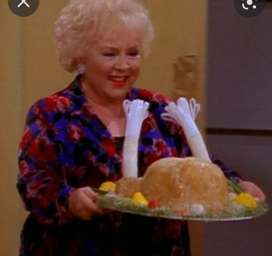 BenFranklin53's tweet photo. The Barone's love tofuturkey.
But #EverybodyLovesRay

@greggutfeld @Gutfeldfox #Gutfeld https://t.co/i3FAa20JQO