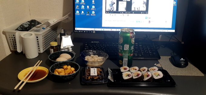 皆が働いてる時に飲む酒ほど旨い物はない　頂きま～す💖😃🎵 #昼飲み #宅飲み https://t.co/ClorF2Zksd<a href="/tag/%E6%98%BC%E9%A3%B2%E3%81%BF"class="tags">#昼飲み</a><a href="/tag/%E5%AE%85%E9%A3%B2%E3%81%BF"class="tags">#宅飲み</a>