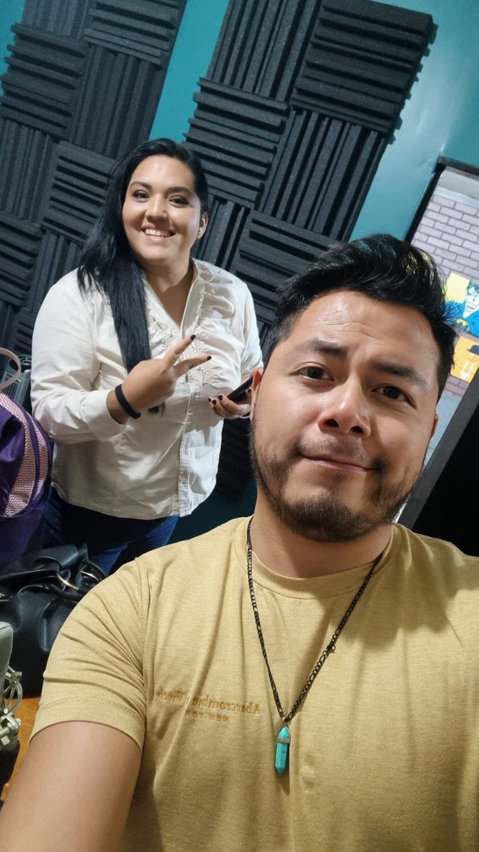izzymorat's tweet photo. Una experiencia inolvidable, grabando nuestro primer programa de radio 🤙 hablando de pole dance. 🥰😉 https://t.co/poO7gwBxWO