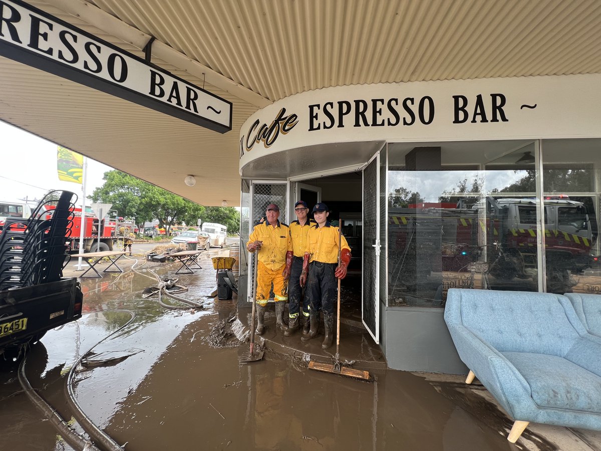NSWRFS's tweet photo. Tracey and Judd opened their business in Eugowra just two months before flood waters inundated their store. During the flooding Judd stayed and helped rescue people off their roofs. Our #NSWRFS crews are so glad to be able to help with the clean up of such a wonderful community. https://t.co/sFtFAdzrGX
