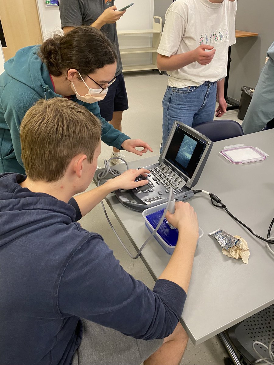 UMKC_RIG tweet media