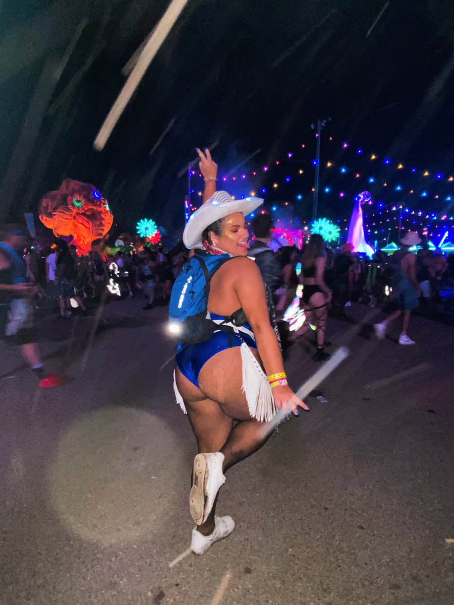 anerell__'s tweet photo. EDC you have my heart 👾🌸🫶🏽 https://t.co/eFU4ozOLOl
