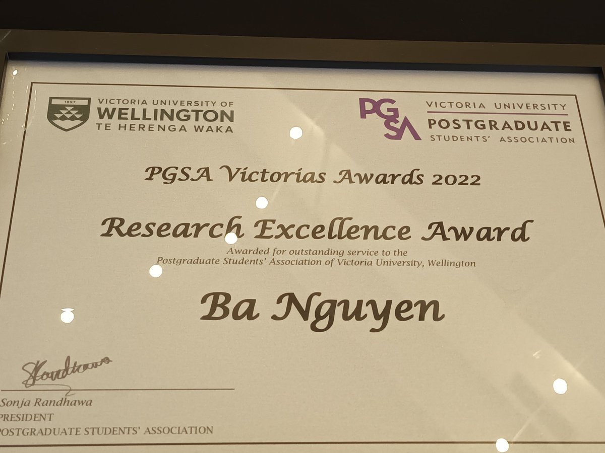 Great night out celebrating <a href="/vuwC2lab/">Complexity and Connection Science @ VUW</a> <a href="/imVICnz/">School Info Mgmt VUW</a> PhD candidate (under examination) <a href="/BaNguyenX/">Ba Nguyen</a> as he receives the Victorias Award for Postgraduate Research Excellence <a href="/WellingtonUni/">WellingtonUni</a>. /cc <a href="/WgtnBusGov/">Wellington School of Business and Government</a>