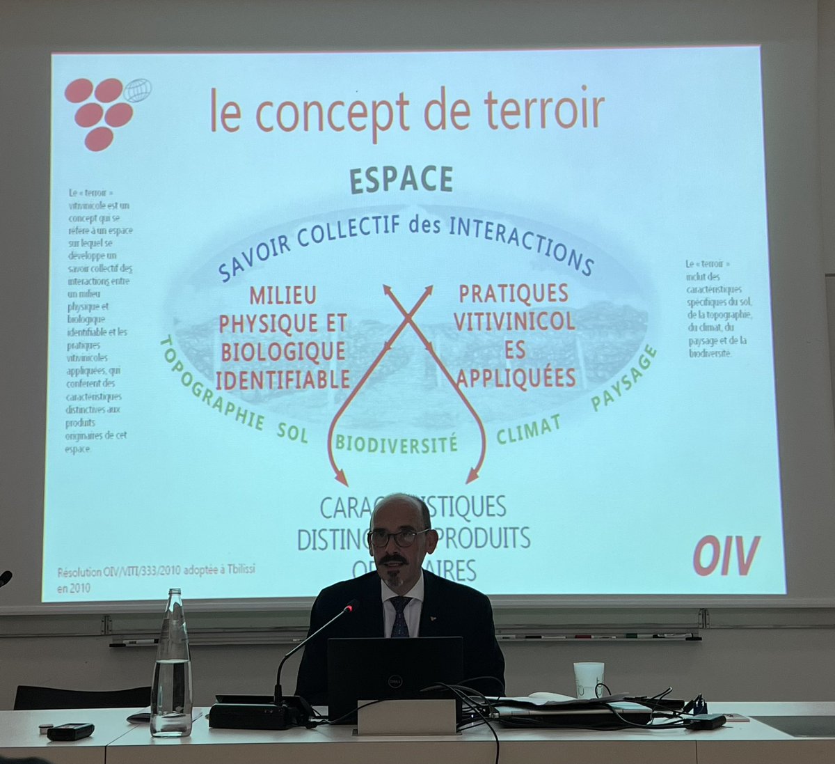 ChLebel (@ch_lebel) on Twitter photo En réponse à <a href="/vinetsociete/">Vin & Société</a> : retour avec qq images de la conférence <a href="/JubanYann/">Yann Juban</a> <a href="/OIV_int/">OIV</a> <a href="/Jvictor_maublan/">Jean-Victor Maublanc</a> <a href="/PauRocaVINO/">Pau Roca</a> <a href="/vin_thomas/">Vincent Thomas</a> <a href="/WineLawProgram/">Vin&Droit_Reims</a> <a href="/BourgogneWines/">Bourgogne Wines</a> <a href="/OCBARNEY/">OSCAR CRUZ BARNEY</a> <a href="/rvlinde/">Regina Vanderlinde</a> <a href="/HISTOIRE_DU_VIN/">CHVV</a> <a href="/jusvini/">Jus Vini</a> <a href="/WineLawProgram/">Vin&Droit_Reims</a> <a href="/LUCANDchristop1/">Christophe Lucand</a> En réponse à <a href="/vinetsociete/">Vin & Société</a> : retour avec qq images de la conférence <a href="/JubanYann/">Yann Juban</a> <a href="/OIV_int/">OIV</a> <a href="/Jvictor_maublan/">Jean-Victor Maublanc</a> <a href="/PauRocaVINO/">Pau Roca</a> <a href="/vin_thomas/">Vincent Thomas</a> <a href="/WineLawProgram/">Vin&Droit_Reims</a> <a href="/BourgogneWines/">Bourgogne Wines</a> <a href="/OCBARNEY/">OSCAR CRUZ BARNEY</a> <a href="/rvlinde/">Regina Vanderlinde</a> <a href="/HISTOIRE_DU_VIN/">CHVV</a> <a href="/jusvini/">Jus Vini</a> <a href="/WineLawProgram/">Vin&Droit_Reims</a> <a href="/LUCANDchristop1/">Christophe Lucand</a>