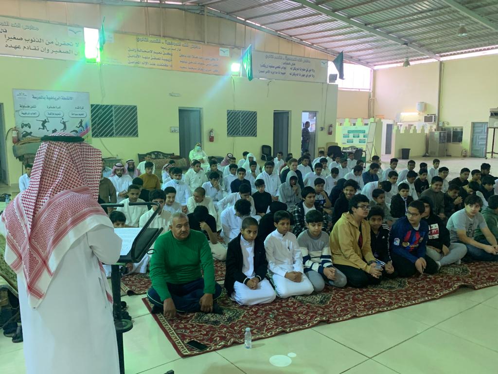 alghad456's tweet photo. تأسياً بسنة نبينا محمد صلى الله عليه وسلم بإقامة صلاة الاستسقاء بمقر المدرسة تنفيذأ لدعوة خادم الحرمين الشريفين الملك سلمان بن عبدالعزيز آل سعود إلى إقامة صلاة الاستسقاء في جميع أنحاء المملكة https://t.co/PKShrJTsRN