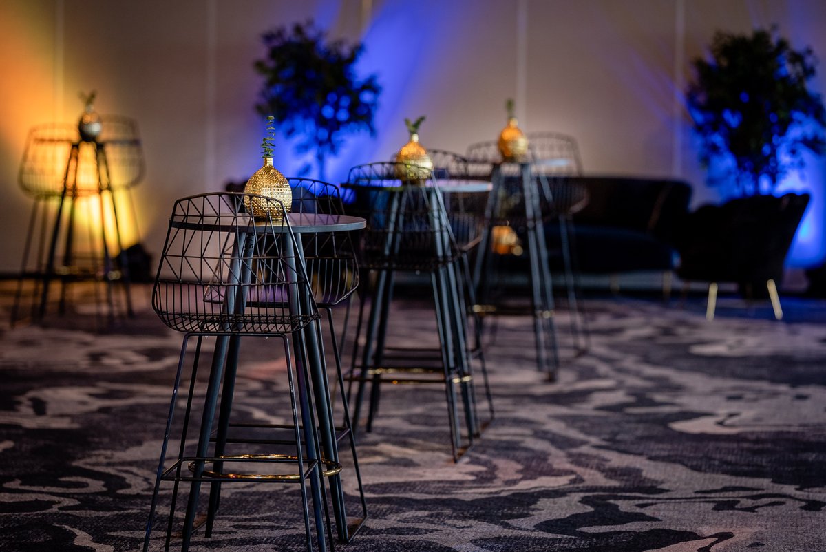 Funktionality's tweet photo. Classic blue and gold created a simple but stunning colour pallet for this cocktail event
.
.
.
.
.
#events #eventstyling #funktionality #cocktails #gold #blue https://t.co/nEQtjBAK6R