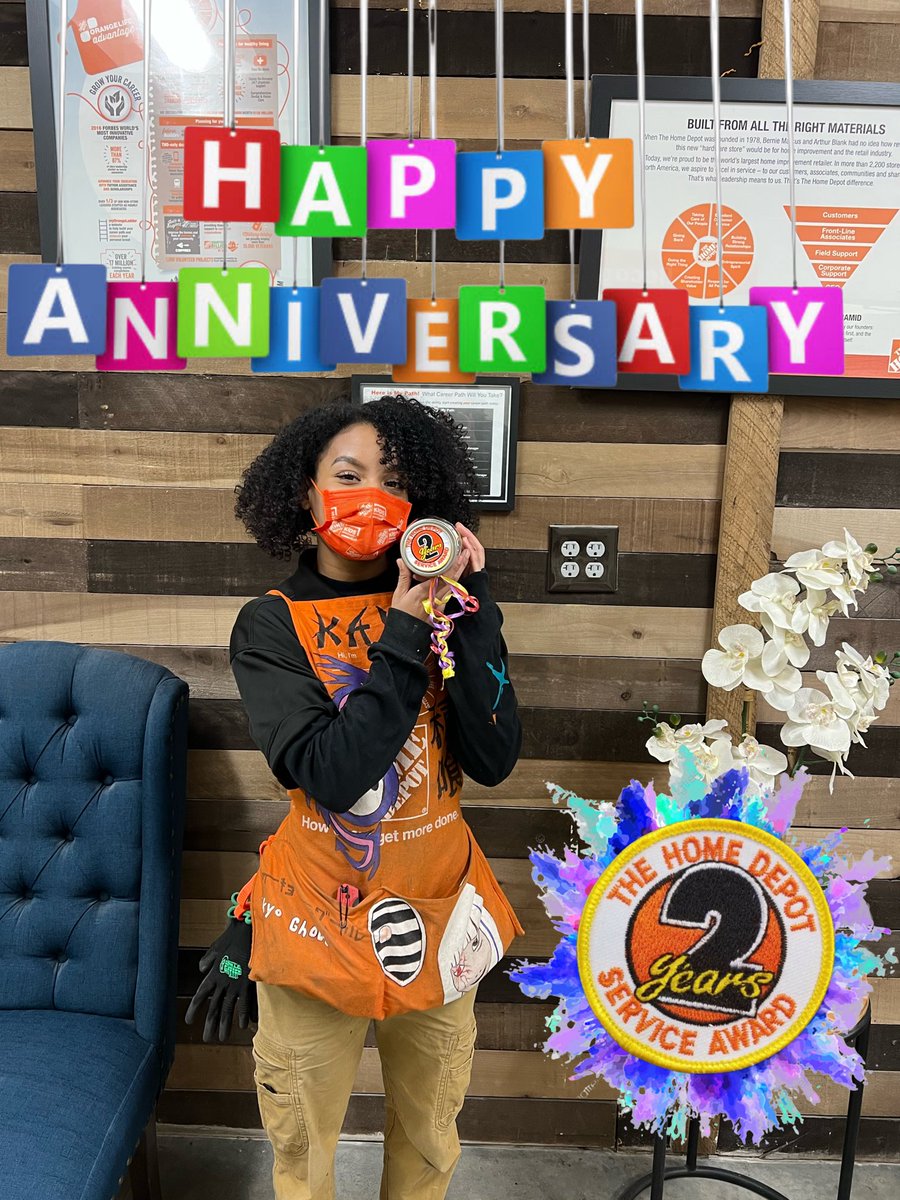 Happy 2 Year Anniversary Kay! <a href="/DianaSundermann/">Diana Sundermann</a> @DavidF_8523 <a href="/Dalton8523/">Dalton8523</a> @OscarM_8523