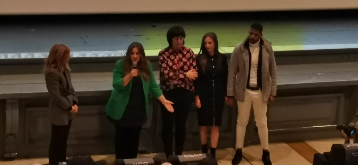 GARA_aerenaga's tweet photo. Barrenak mugiarazten dizkizu  @tetuanfilm filmak. Irudien edertasuna versus migrazioaren samina, Sentsibilitatea v.planetaren errealitatea. Irina kementsua eta Mohamed maitagarria (gora #Sahara askea!). #txalo @IratxeFresneda https://t.co/iIke0mnxjV