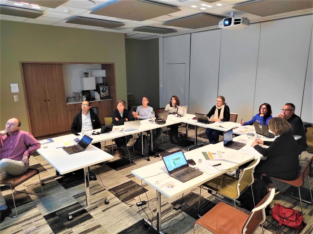 InstitutElevage's tweet photo. 🔴 Direct | Projet @H2020_FAIRshare
↪ Cross visit en 🇫🇷 sur l'outil #couprod 👍
✅ Zoom sur notre fonctionnement
✅ Institutions invitées : @2Bforest - Portugal 🇵🇹, @InagroBeitem - Belgique 🇧🇪, i4agri - England 🇬🇧
✅ Présentation de l'outil
✅ Usage sur le territoire #Egalim https://t.co/d2471KxMHf