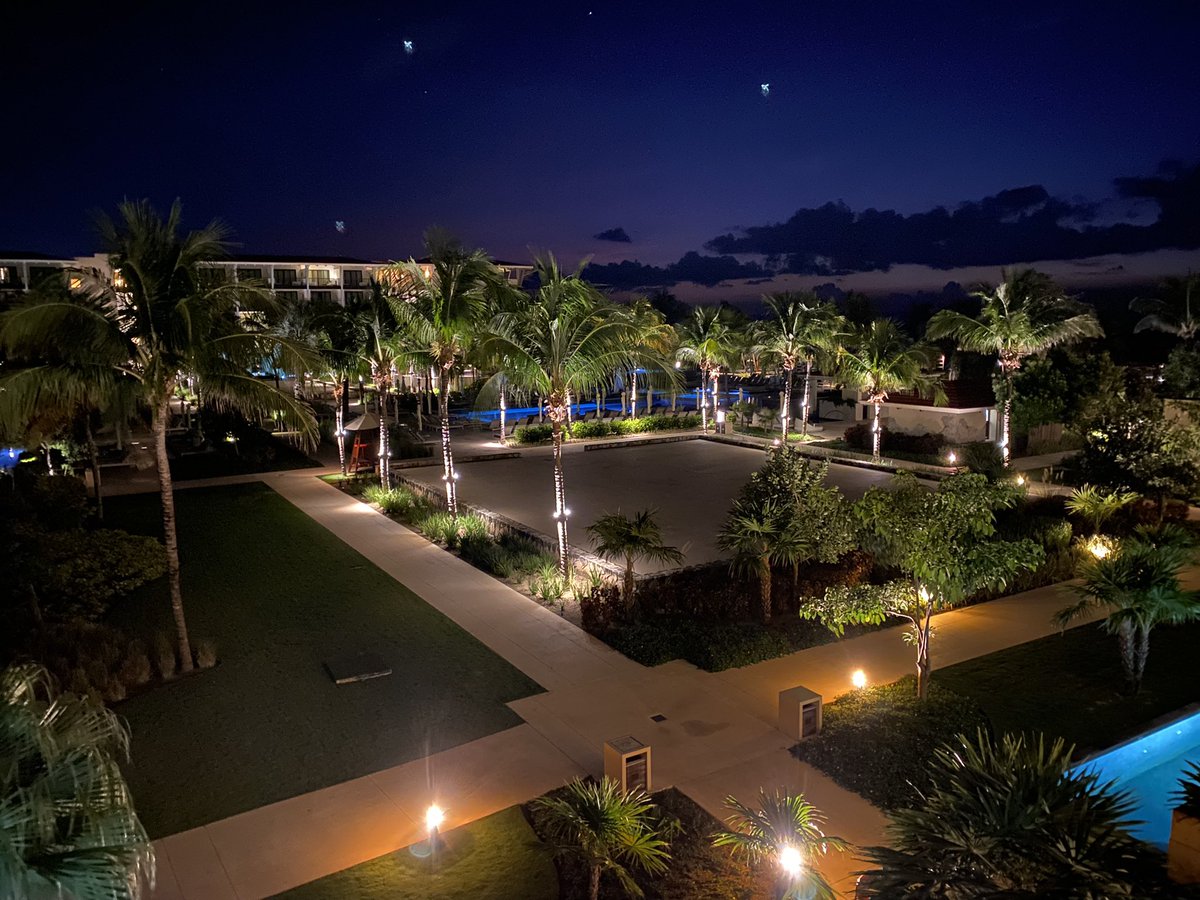 Good morning #Mexico ready for filming <a href="/UNICO2087/">UNICO 20°87°</a> <a href="/LeadingHotels/">Leading Hotels</a>