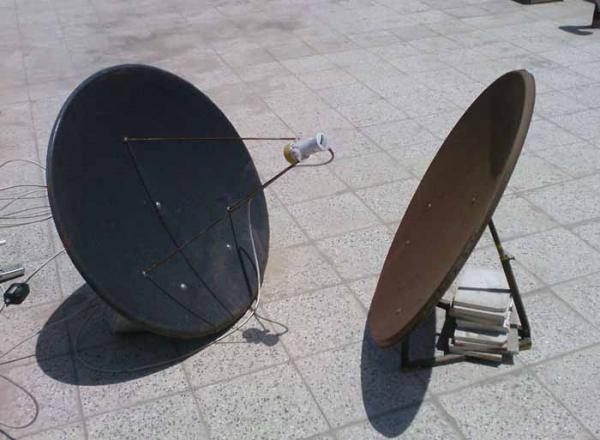 giammaiot2's tweet photo. Trick of Iranian satellite jammers

A fairly detailed guide: How to deal with satellite jamming

the method of using two opposite dishes

https://t.co/lyZMJFYjgD

#Satellite #Jammer #Jamming #Iran 
#Google #Search https://t.co/XXIWvRR8Qm