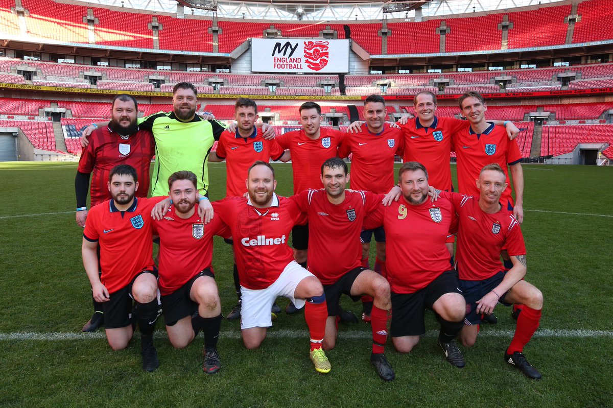 Richie (@boro_richie) on Twitter photo Come and play at Wembley, and wear red. I understood the assignment. #utb <a href="/TheShineyPod/">Searching for Shineys: The 90s Football Podcast 🔍</a> Come and play at Wembley, and wear red. I understood the assignment. #utb <a href="/TheShineyPod/">Searching for Shineys: The 90s Football Podcast 🔍</a>