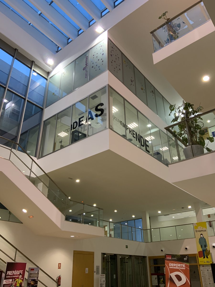 📝 🎓Hemos firmado un convenio de #colaboración con la <a href="/uclm/">uclm</a> en el inicio del máster de #EnergiasRenovables

Alumnos del máster se formarán con nosotros y contarán con un tutor/a

1️⃣ ¡Es el primer máster universitario de #formaciondual de Castilla-La Mancha!

#formacion