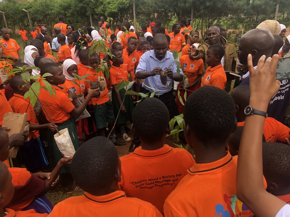 thenetcoGTIU's tweet photo. Picture Thread : On the sidelines of the #GirlSummitUg in Mpigi District today, We implemented and stood firm by our core commitment to #ClimateChange and acting now for a more greener and healthier earth.
We aren’t at #COP27 but all we want is : #MoreActionLessWords https://t.co/SkZmlfN7Mk