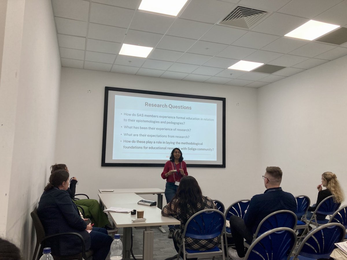 universe_circus's tweet image. Participatory research frameworks for epistemic justice 🔬✊🏻 Deepti Bhat presents her work with Soliga indigenous community in Southern India ⁦@SWDTPConference⁩ ⁦@_SWDTP⁩