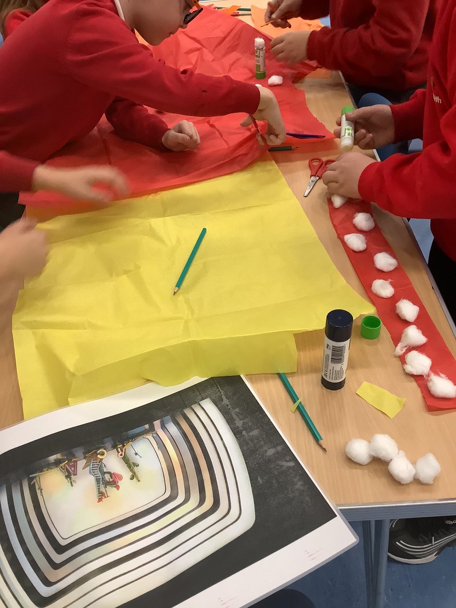 NCLPerfLondon's tweet photo. Second workshop of the day by @CurveLeicester with year 4 pupils from @BFPSOfficial #Creative #artsmark #thisisus https://t.co/fe9Vakg4Oe