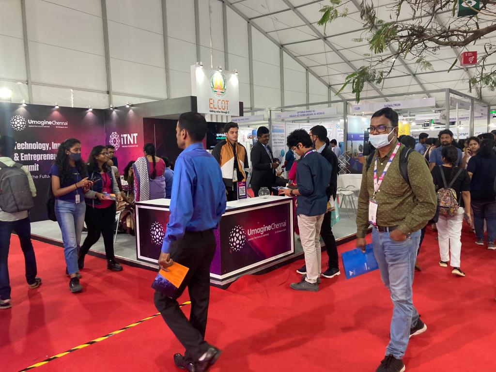 ELCOT_TN's tweet photo. ELCOT showcased @umaginechennai at @bengalurutechsummit
#BTS2022 #BengaluruTechSummit2022 #StartupTrack #StartupEcosystem #umaginechennai #startuptn #entrepreneurs #startups #innovation #Summit
@neerajmittalias @ajayyadavias @arunrajias @TNITDepartment @TNeGA_Official https://t.co/2s2XBuIkhu