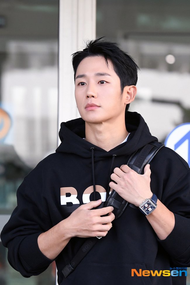 #JungHaeIn di bandara Incheon International hari. Siap berangkat ke Bali untuk photoshoot.