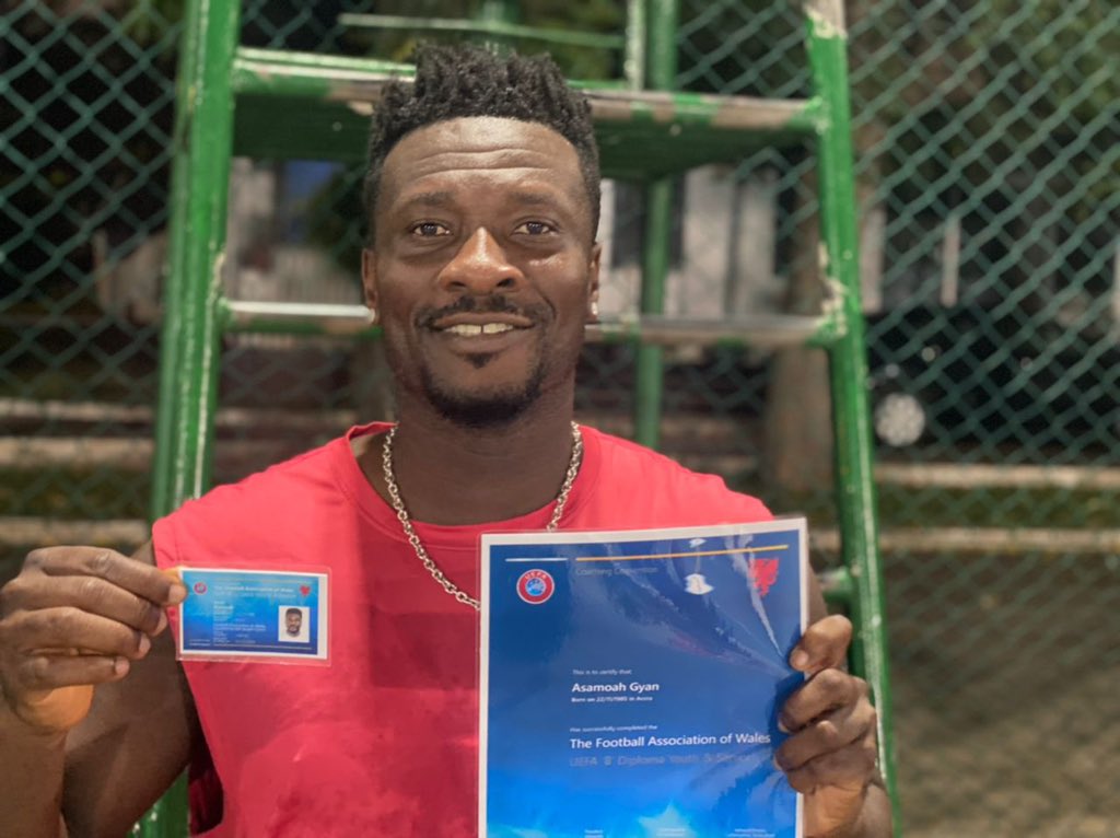 ASAMOAH_GYAN3's tweet image. Your new UEFA License Coach is here ❤️⚽️, thanks to all who made it possible &amp;amp; a special one to the Wales FA , this is just the beginning . January 2023 Coaching Clinic loading 🙏🏿