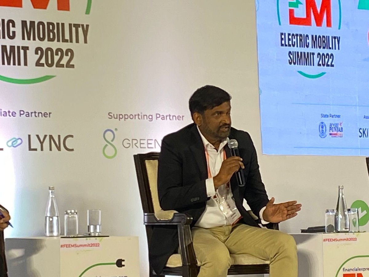 XpressMobility's tweet photo. Ravi Panga of @causisgroup at the  #FEEMSummit2022: To change mass mobility in India we need roughly $100 billion; 4000 electric buses being manufactured every year
https://t.co/u9YhOB7gn2 https://t.co/8qLfpP4Yo8