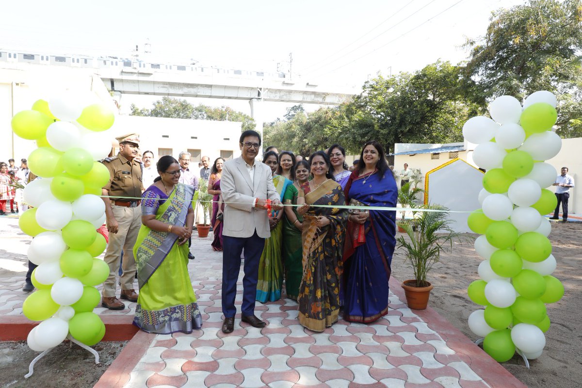 SCRailwayIndia's tweet photo. Shri Arun Kumar Jain, General Manager, SCR inaugurates Children's Park at Vidya Vihar High School, Secunderabad. 

#SCRWWO #Childrenspark

@gmscrailway https://t.co/K7XfixpSMX