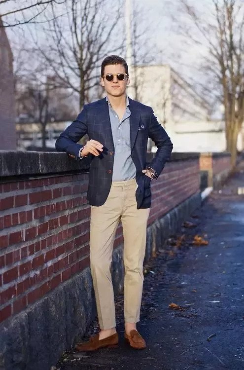 lapharrell's tweet photo. Nothing beats the uniform! Classic Navy Blue Blazer and Khaki Cotton Pants available in our permanent collection.
Click here to view our unique collection. https://t.co/DBVTzPAkqN
 #designstyle #patterns #bespoketailoring #bookappointment #naviblue #Khakee #favourite #color https://t.co/49tO16V7Um