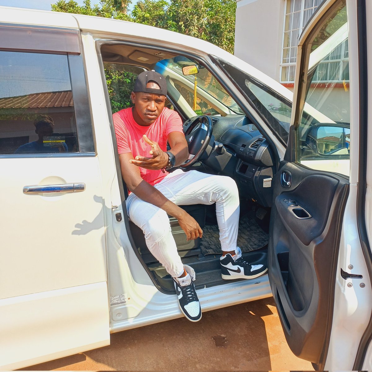El_mkango's tweet photo. #NewProfilePic https://t.co/HWI0CCAeEO