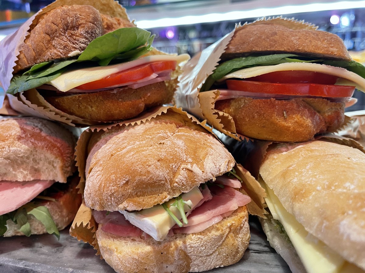 NOW SERVING

Fresh sandwiches! 

Available to eat in or take out! 

🥖 Tricolore
🥖 Genovese 
🥖 English
🥖 Hot Italian
🥖 New Yorker

Available Tuesday - Sunday, 12pm-5pm