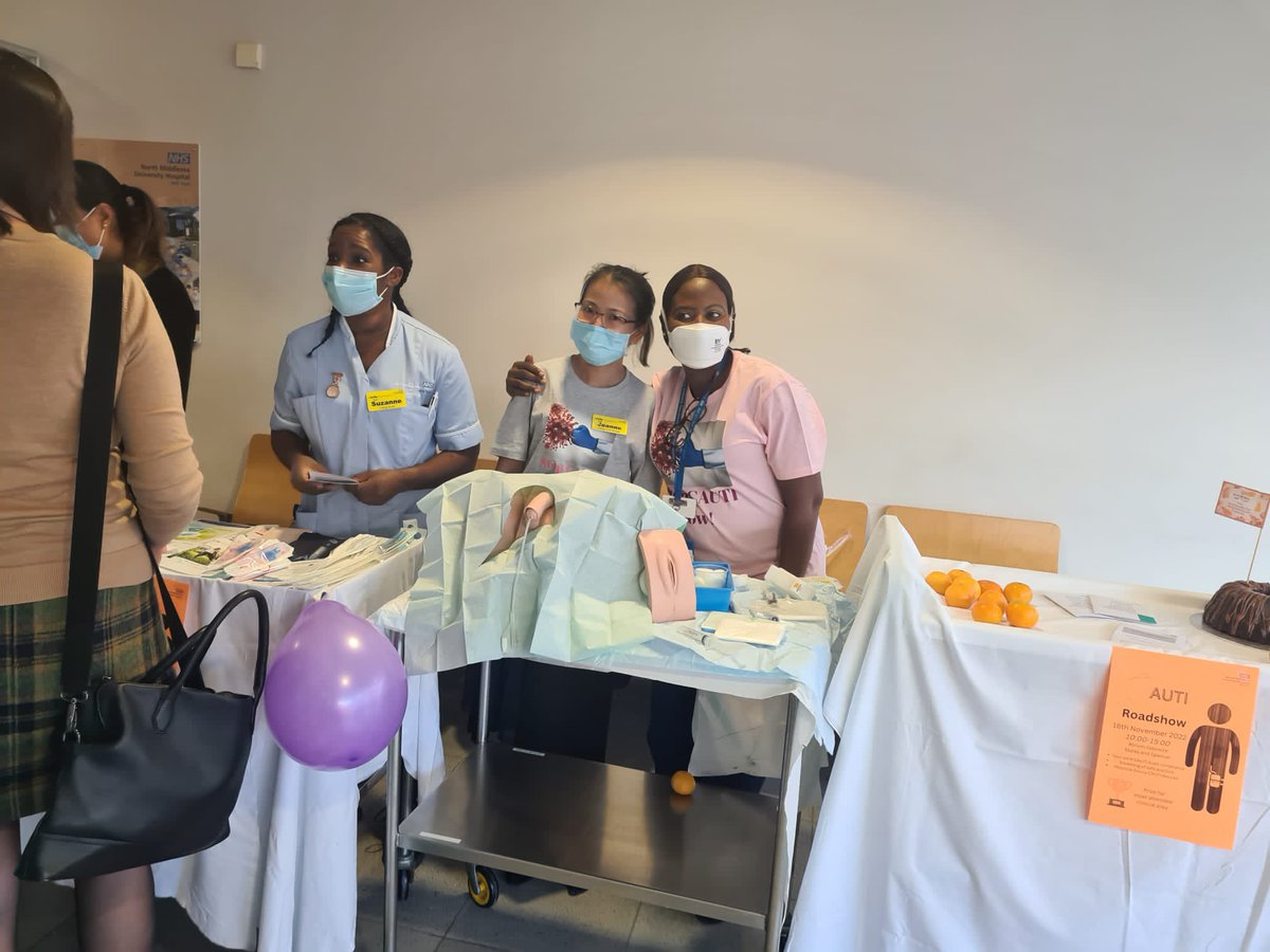 BelfonJohnso's tweet photo. Forgot my phone at work last night, late celebrating excellent CAUTI Roadshow @NorthMidNHS; #SACCAS teamwork, establishing priceless relationships with NCL community nurses &amp; Exec support @SarahHa88622902 @nosuji01 @louisekeane1986 @MaritessMurdoch @JoanTebit  @lalasanchez504 https://t.co/nAMwVBjnHc