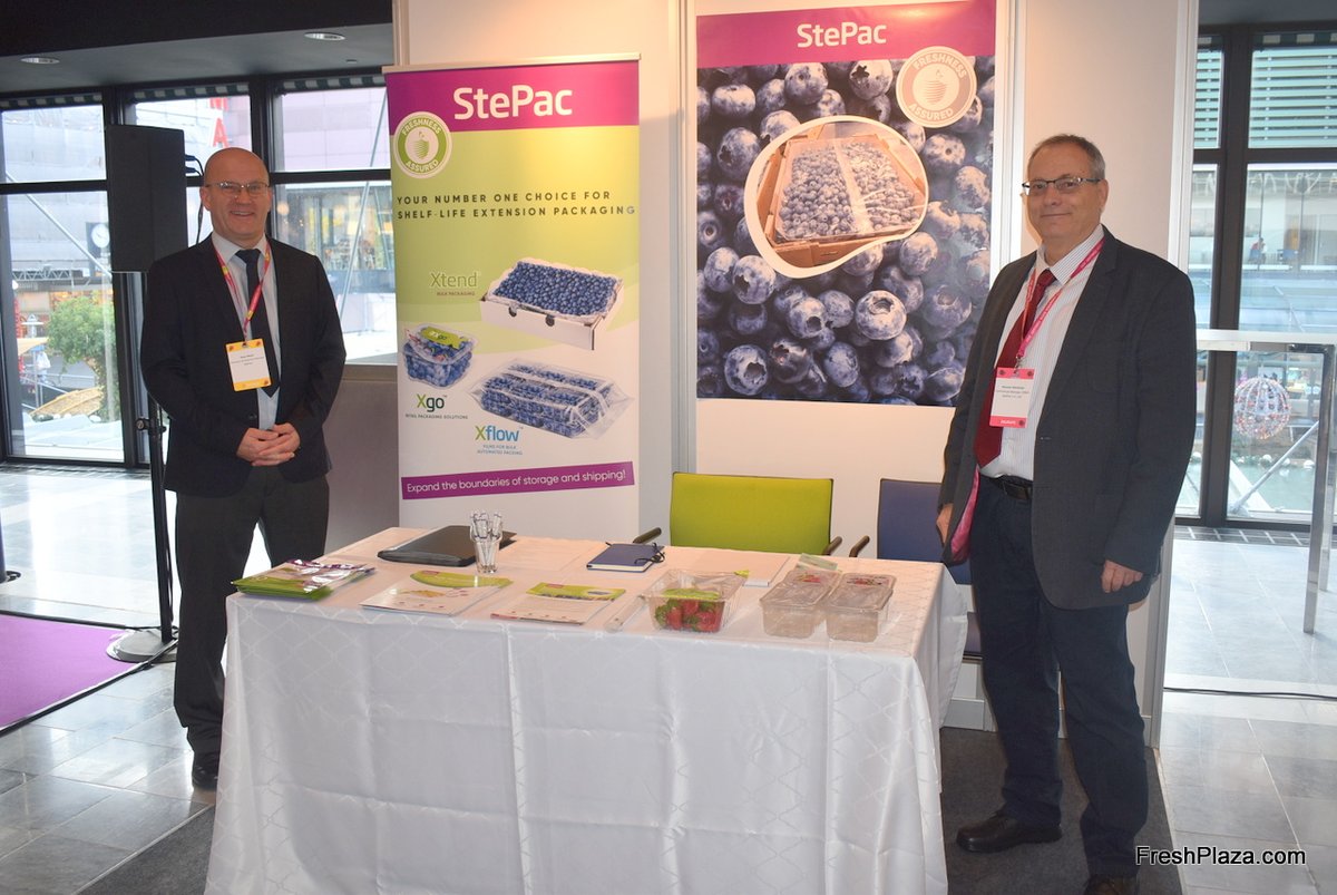 StePac_Xtend's tweet photo. Global Berry Congress 2022, Rotterdam: We were delighted to participate as exhibitors. Dr. Gary Ward, Business Development Manager of StePac also gave a lecture entitled: "Making Plastic Packaging Sustainable in the Blueberry Industry".
#gbc2022 #StePac #freshproduce #packaging https://t.co/leTpHlJCNt