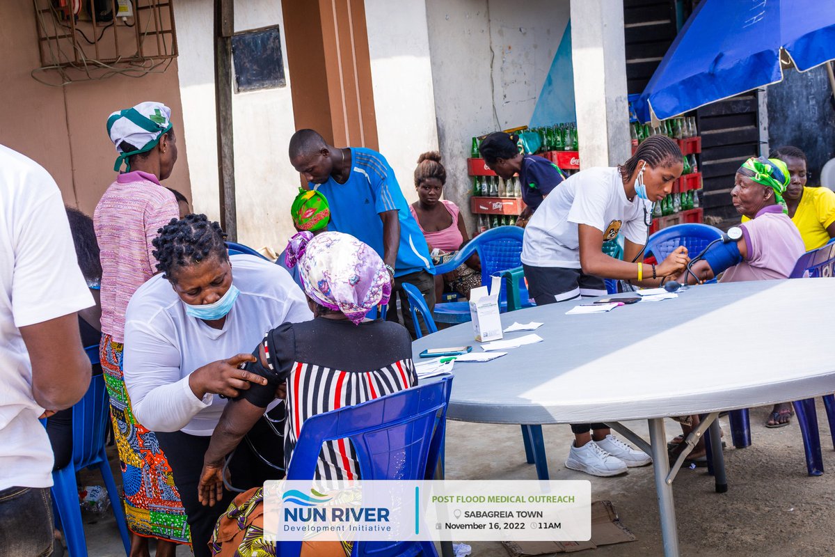 OfficialNRDI_'s tweet photo. The @OfficialNRDI_ Free Post Flood Medical Outreach at Sabagreia town lasted for over 4 hours, attending to and administering medications to more than 100 Children, Nursing Mothers, Youths and Elderly folks in the community, including the King and Chiefs. https://t.co/do7LTMueDE